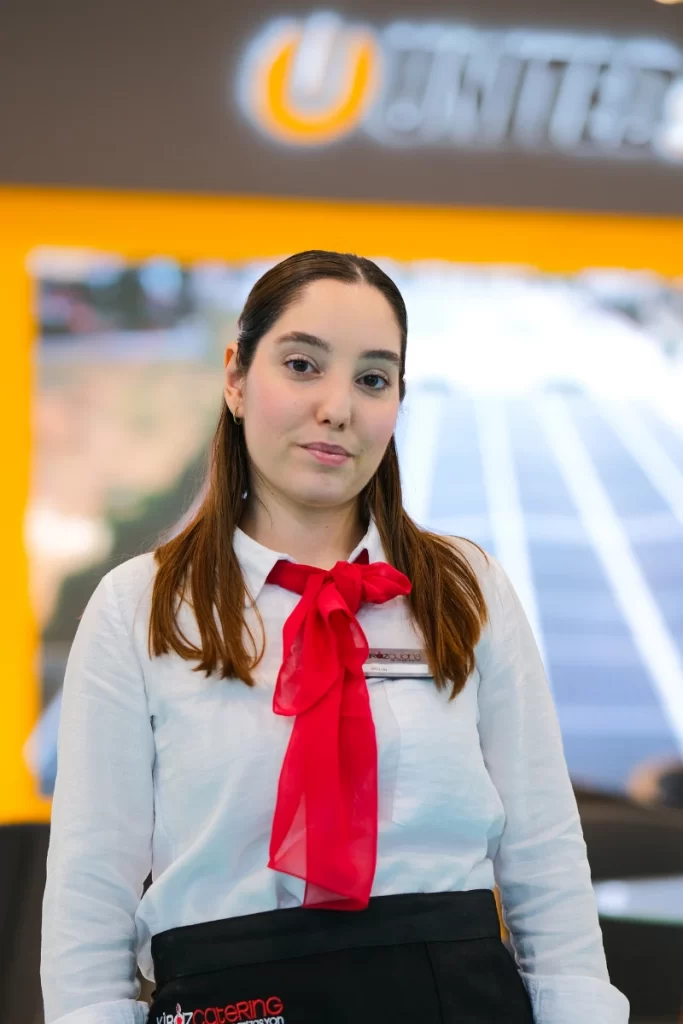 istanbul fuar hostesi profesyonel karşılama hizmeti