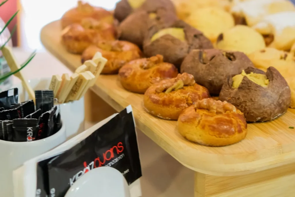 Fuar Catering Görselleri 17 Texhibition fuarında sunulan profesyonel fuar catering ikramları ve stand servis hizmetleri